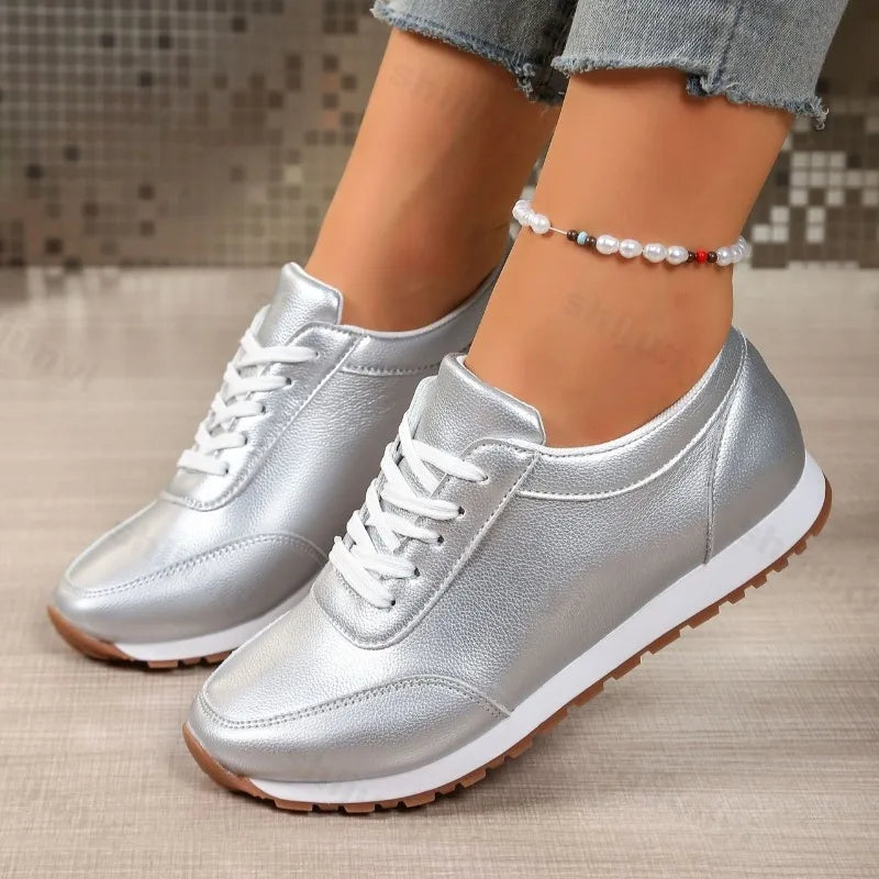Modische niedrige Freizeitsportschuhe für Damen, Herbst 2025, vielseitig, bequem, rutschfest, mit Keilabsatz, vulkanisierte Sneaker