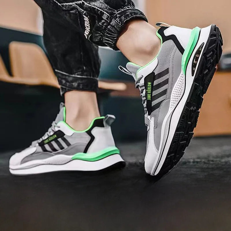 Breathable Mesh Sports Shoes Korean Fashion Trend Travel Running Shoes Casual Men's Sneakers Flat Heel Cross Buckle Design