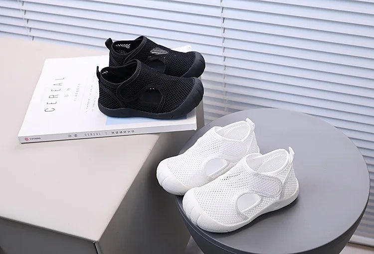 Kids Summer Sandals Air Mesh Sporty Leisure Boys Girls Casual Shoes Hook-loop Non-slip Black White Children Sneakers 21-30