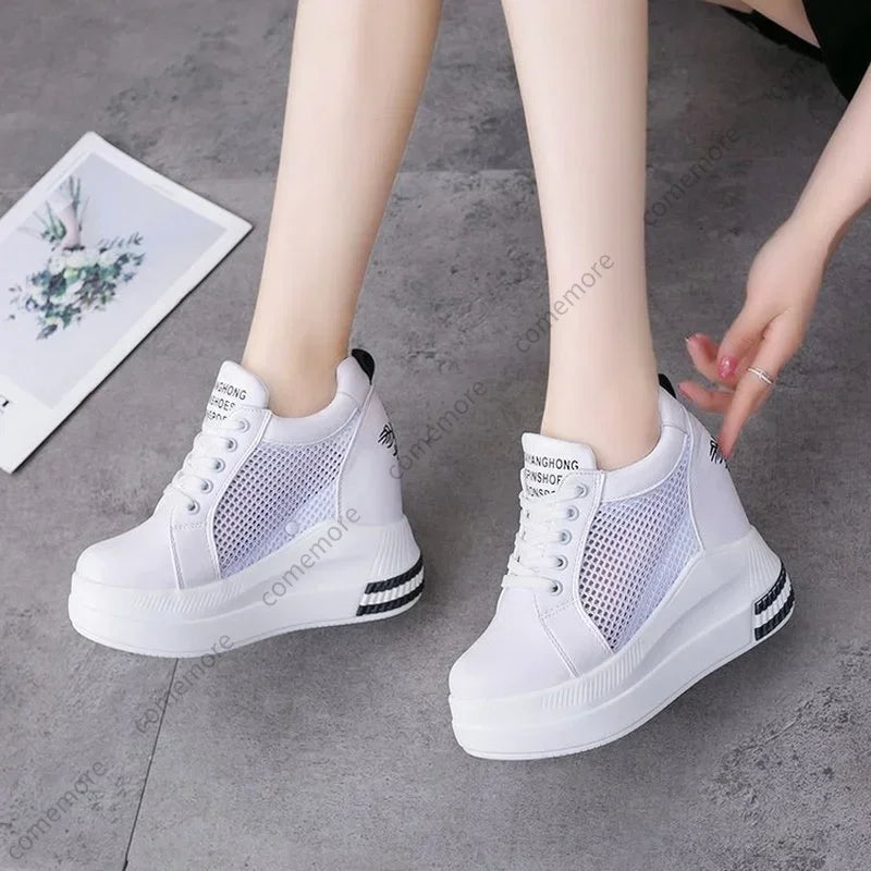 Damen Keilsneaker Sommer Mode Atmungsaktive High Heels Damen Freizeitschuhe Vulkanisierte Damen Plateau Schuhe Weiblich Frühling 2022